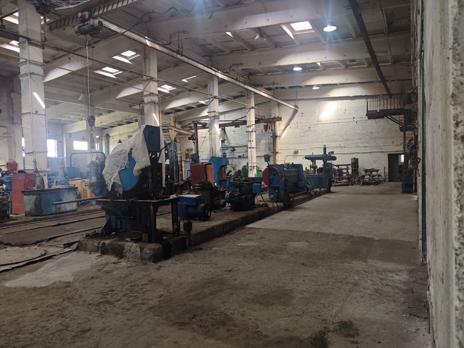 Участок промышленного оборудования STEEL LEADER